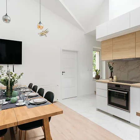 Dragonfly Old Town Apartment - Bespoke Apartments شقة